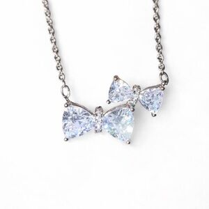 Elegant WGP double Bow Necklace